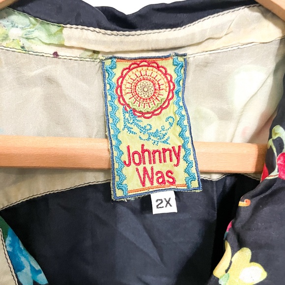 Johnny Was 100% Silk Black Floral Collared Tunic Button Down Size 2XL - Picture 6 of 6